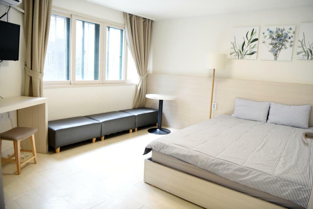 Jw Stay In Hongdae Seoul Exterior foto